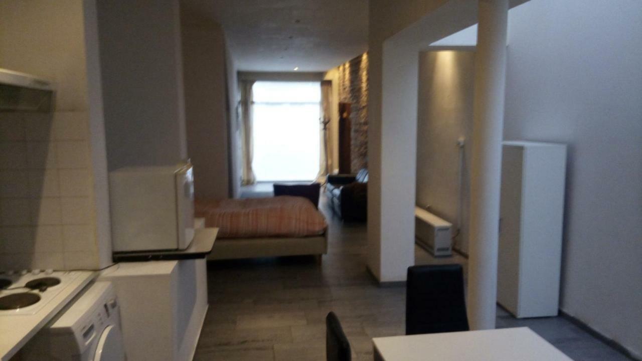 Apartment Number Ten อีปส์ ภายนอก รูปภาพ