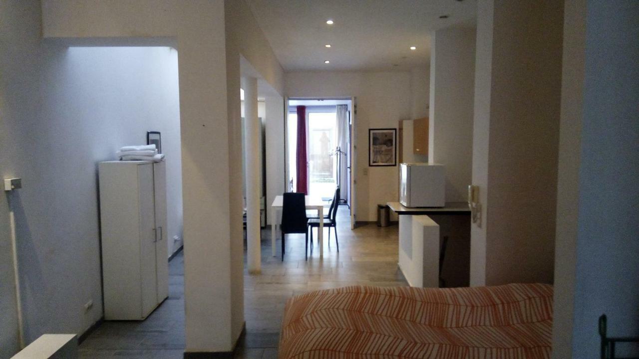 Apartment Number Ten อีปส์ ภายนอก รูปภาพ